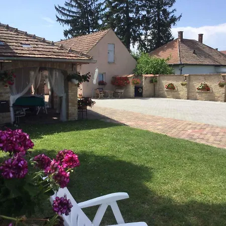 Holiday home 16 *